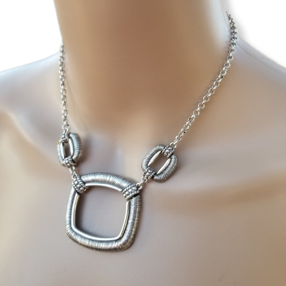 BRIGHTON SILVERTONED OPEN TRIPLE SQUARE PENDANTS & CHAIN NECKLACE - Picture 2 of 8